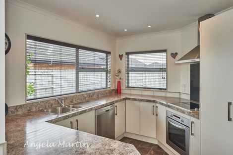 Photo of property in 47a Rosalie Terrace, Kelvin Grove, Palmerston North, 4414