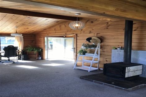 Photo of property in 12 Wesleydale Place, Papakura, 2110