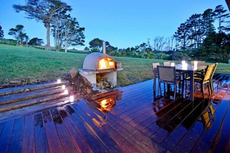 Photo of property in 73d Oraha Road, Kumeu, 0892