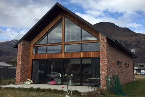 Photo of property in 14 Woodstock Road, Lower Shotover, Queenstown, 9304