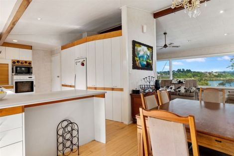 Photo of property in 11 Sunny Bay Road, Matua, Tauranga, 3110