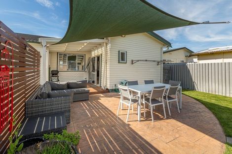 Photo of property in 209 Riverslea Road South, Akina, Hastings, 4122
