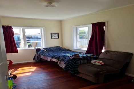 Photo of property in 25 Gadsby Street, Avalon, Lower Hutt, 5011