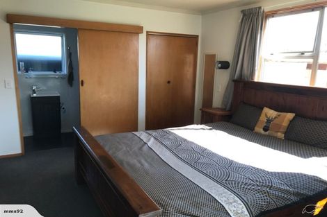 Photo of property in 32 Brandon Street, Alexandra, 9320