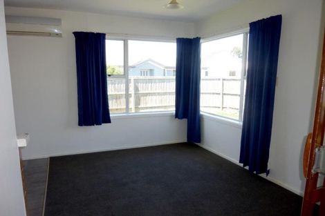 Photo of property in 4 Milnebank Street, Upper Riccarton, Christchurch, 8041