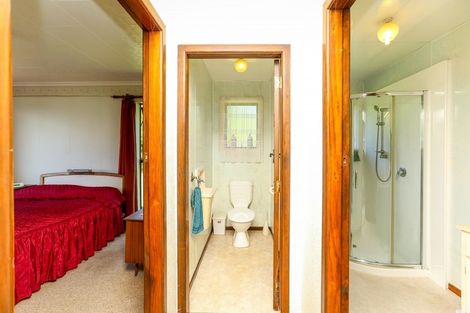 Photo of property in 481 Carrington Road, Hurworth, New Plymouth, 4371