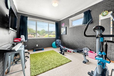 Photo of property in 1083 Fergusson Drive, Clouston Park, Upper Hutt, 5018