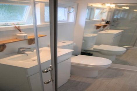 Photo of property in 2/31 Vauxhall Road, Devonport, Auckland, 0624