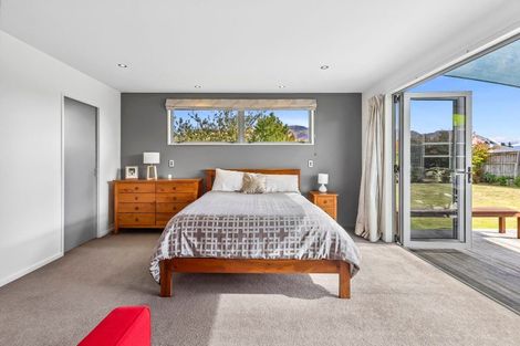 Photo of property in 79 Rob Roy Lane, Wanaka, 9305