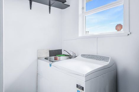 Photo of property in 9 Katherine Place, Melville, Hamilton, 3206