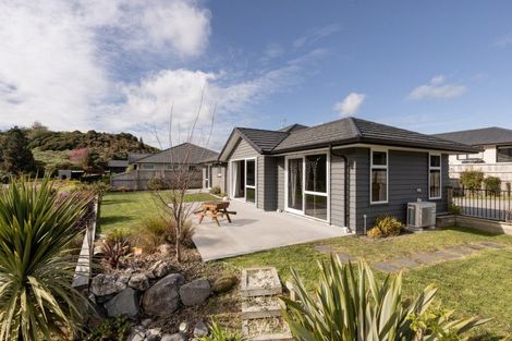 Photo of property in 107 Adler Drive, Ohauiti, Tauranga, 3112