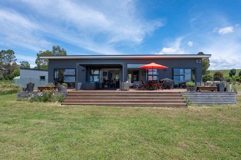 Photo of property in 62 Parerohi Grove, Kuratau, Turangi, 3381