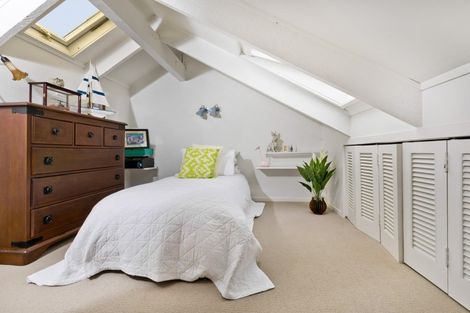 Photo of property in 4/44 Stanley Point Road, Stanley Point, Auckland, 0624