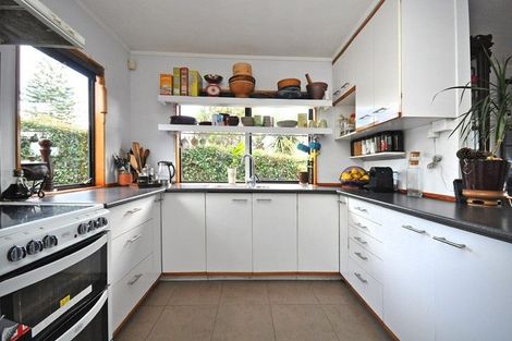 Photo of property in 2/20 Verbena Road, Birkdale, Auckland, 0626
