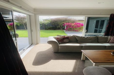 Photo of property in 8 Orotu Drive, Poraiti, Napier, 4112