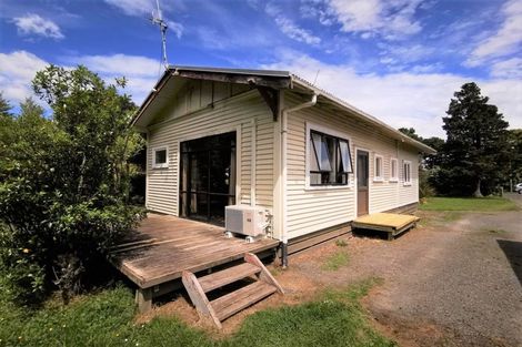 Photo of property in 42 Cole Street, Dannevirke, 4930