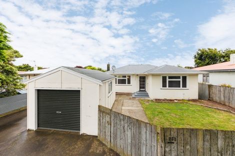 Photo of property in 226 Tremaine Avenue, Highbury, Palmerston North, 4412