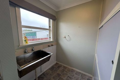 Photo of property in 7 Huia Place, Levin, 5510