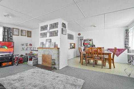 Photo of property in 800 Kiwi Street, Camberley, Hastings, 4120