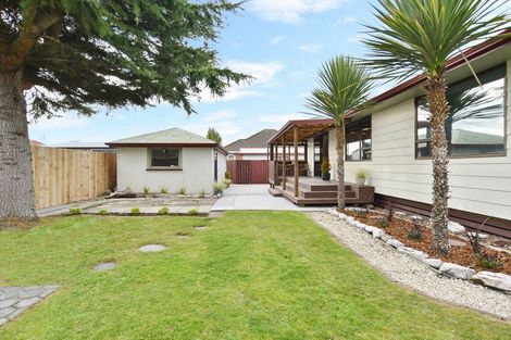 Photo of property in 102a Amyes Road, Hornby, Christchurch, 8042
