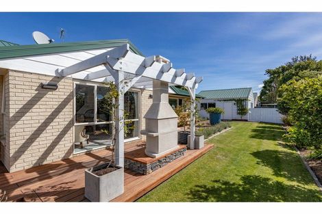 Photo of property in 60a Main North Road, Woodend, 7610