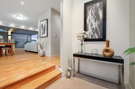 Photo of property in 39 Grand Drive, Orewa, 0931