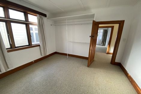 Photo of property in 354 The Parade, Island Bay, Wellington, 6023