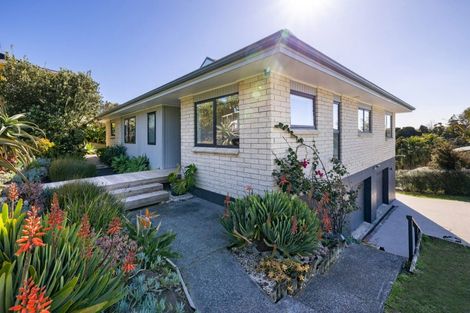 Photo of property in 12 Upper Wainui Road, Raglan, 3297
