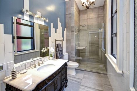 Photo of property in 16 Ascog Road, Ravensbourne, Dunedin, 9022