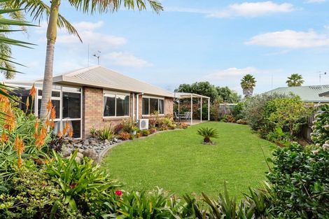 Photo of property in 12 Romana Crescent, Papamoa Beach, Papamoa, 3118