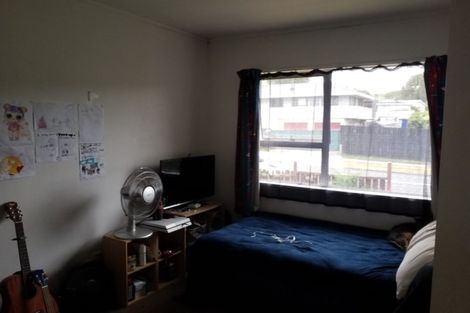 Photo of property in 5 Fairdale Avenue, Red Hill, Papakura, 2110