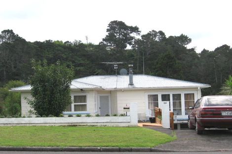 Photo of property in 38 Woodside Road, Massey, Auckland, 0614