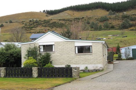 Photo of property in 52 Hazlett Street, Clyde, 9330