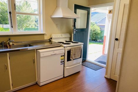 Photo of property in 50 Gillespies Road, Birchville, Upper Hutt, 5018