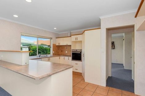 Photo of property in 21 Fahey Avenue, Mount Maunganui, 3116
