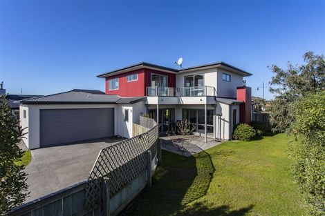 Photo of property in 22 Tahuna Street, Pegasus, 7612