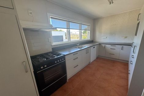 Photo of property in 33 Rosebank Avenue, Avalon, Lower Hutt, 5011