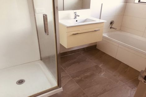 Photo of property in 12 Isabella Drive, Pukekohe, 2120