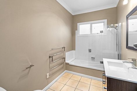 Photo of property in 38 Doone Street, Lynmouth, New Plymouth, 4310