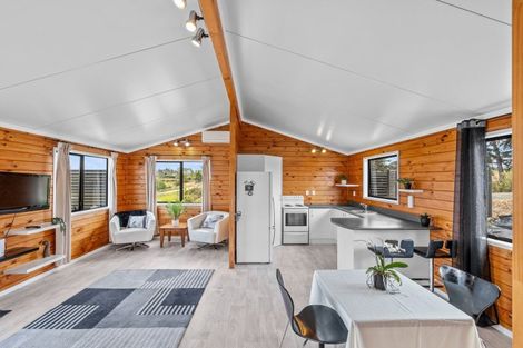 Photo of property in 2 Valley View Lane, Hakaru, Wellsford, 0975