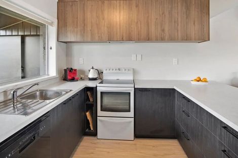 Photo of property in 2/586 Bank Street, Te Awamutu, 3800