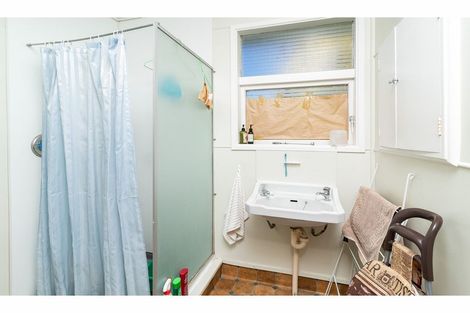 Photo of property in 106 Rattray Street, Riccarton, Christchurch, 8041