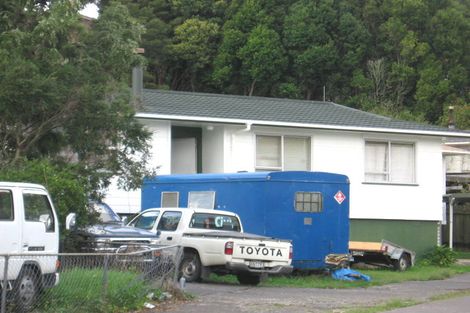 Photo of property in 76a Chilcott Road, Henderson, Auckland, 0612