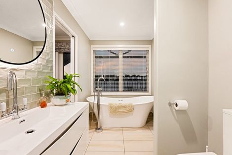 Photo of property in 31 The Esplanade, Pegasus, 7612