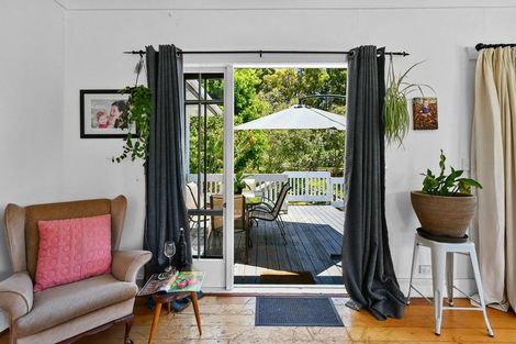 Photo of property in 258 Settlement Road, Red Hill, Papakura, 2110