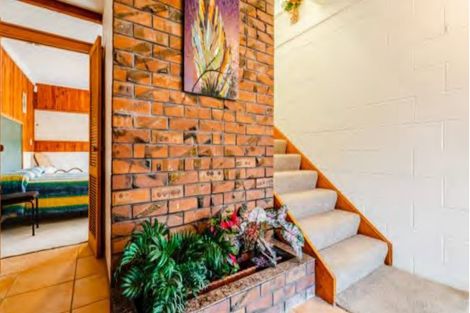 Photo of property in 61 Sheridan Drive, New Lynn, Auckland, 0600