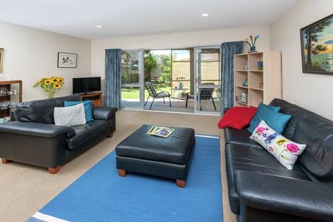 Photo of property in 53b Ridge Road, Howick, Auckland, 2014