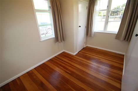 Photo of property in 64 Tripoli Road, Panmure, Auckland, 1072
