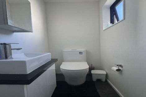 Photo of property in 8a Suva Street, Upper Riccarton, Christchurch, 8041