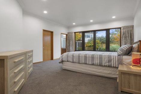 Photo of property in 2 Heritage Place, Terrace End, Palmerston North, 4410